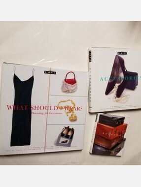 Chic Simple What Should I Wear? | 3 Chic Simple Book Bundle, NWT